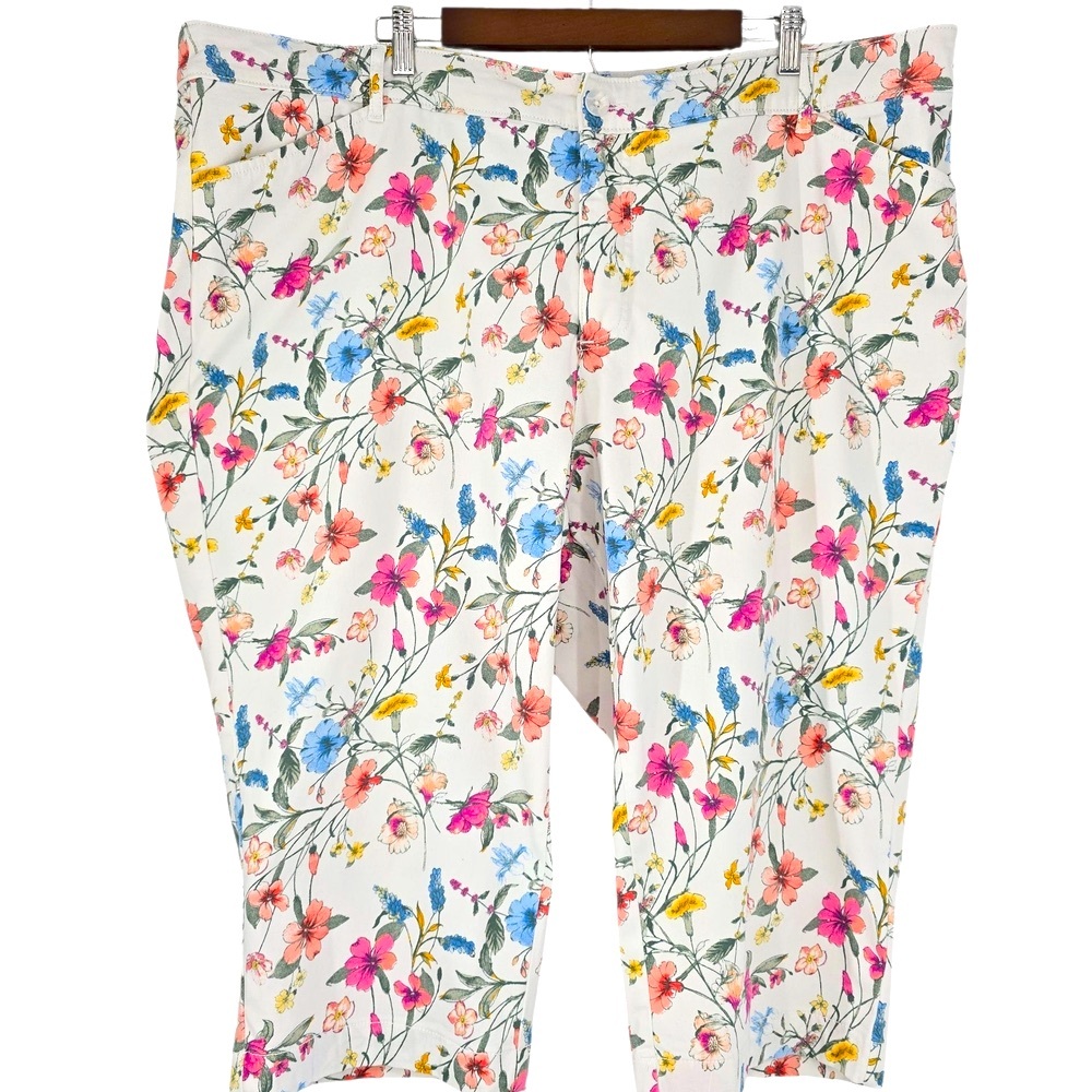 St, Johns Bay Women’s Capri Floral Print‎ Bermuda Shorts Size 24W